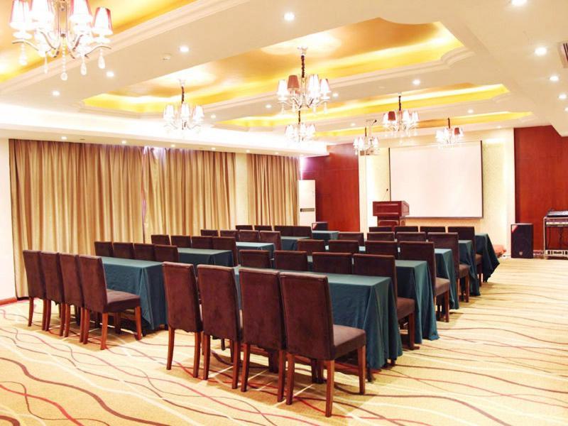 Vienna International Hotel Ningbo Wanda Екстер'єр фото